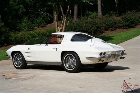 1963 Split Window Corvette White with Red Interior