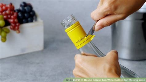 How to Reuse Screw Top Wine Bottles for Making Wine: 10 Steps