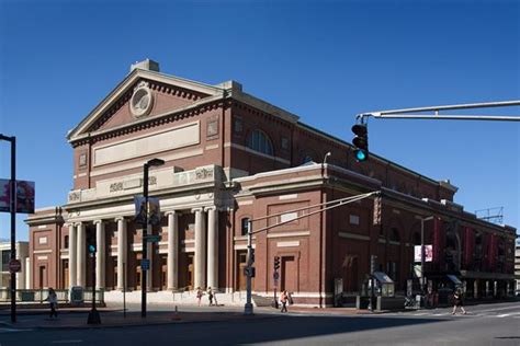 Boston Symphony Orchestra - Andris Nelsons conducts Leon Ravel and Stravinsky Boston Symphony ...