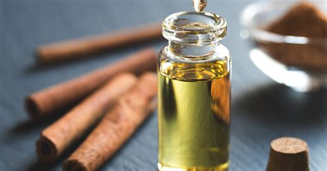 Essential Oils for Gout Treatment: Types of Oils and How to Use