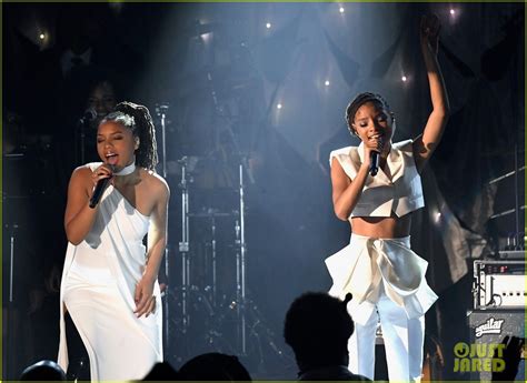 Chloe X Halle Take the Stage at Clive Davis' Pre-Grammys Party - Watch! | Photo 1215150 - Photo ...