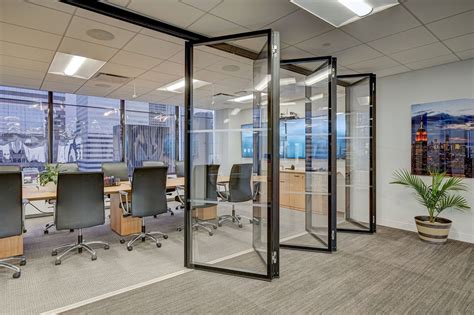 Extend Series: Operable Glass Partitions | MetroWall