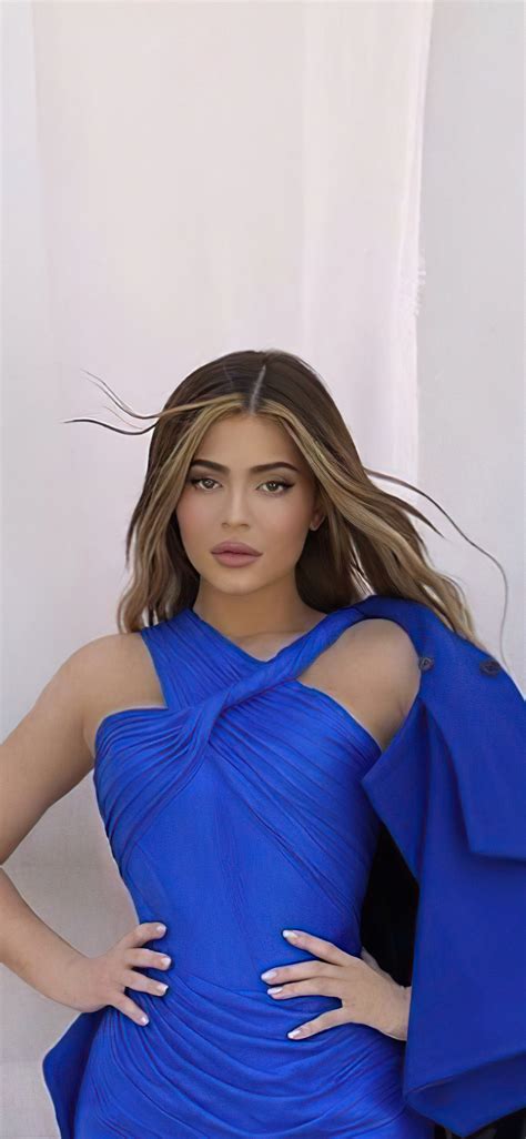 1125x2436 Kylie Jenner Blue Dress 4k Iphone XS,Iphone 10,Iphone X ,HD ...