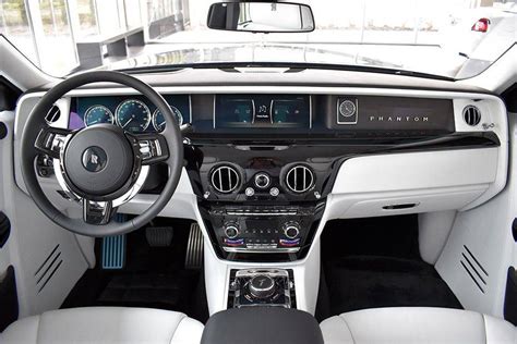 Rolls Royce Phantom Interior | Cabinets Matttroy