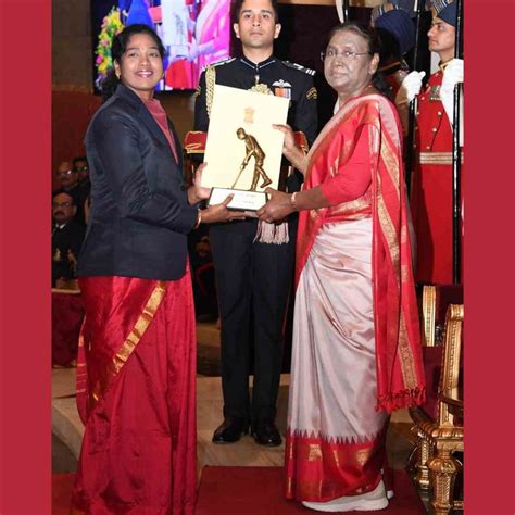 Kavitha Selvaraj Receives Dhyan Chand Award 2023 in Kabaddi in 2024 | Awards ceremony, Dhyan ...