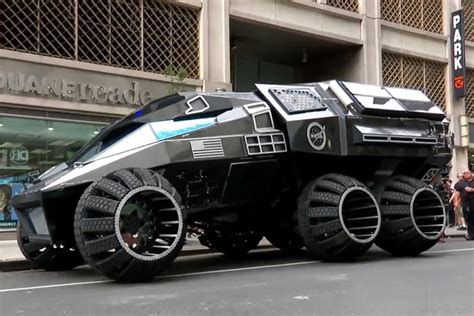 What if you could test-drive NASA’s badass Mars Rover? | VISOR.PH