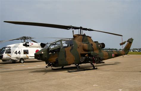 File:AH-1S Cobra.jpg - Wikipedia