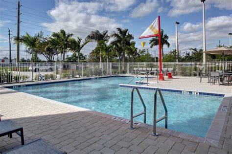 Top 10 Hotels In Tamarac, Florida | Trip101