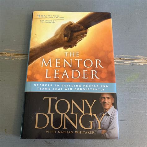 The Mentor Leader by Tony Dungy, Hardcover | Pangobooks