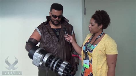 BARRET WALLACE! Final Fantasy VII Cosplay - YouTube