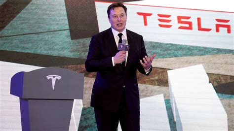 Tesla CEO Elon Musk: 'China rocks,' U.S. full of 'entitlement'