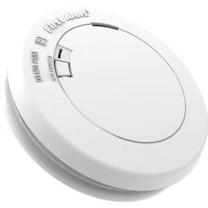 How to Reset First Alert Smoke Detector - Gadgetswright