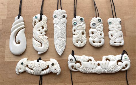 Bone Carvings – The Māori Collective