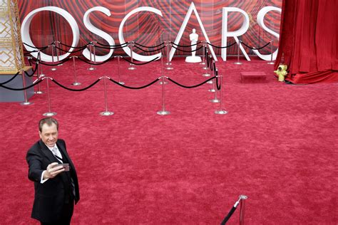 6 things you didn’t know about the Oscars red carpet - Curbed LA