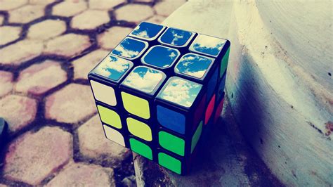 Hollywood Is Making A Rubik's Cube Movie... Seriously, This Is Happening - BroBible