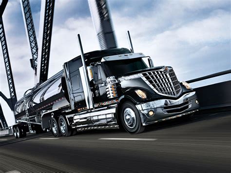 Cool Semi Truck Wallpapers - Wallpaper Cave