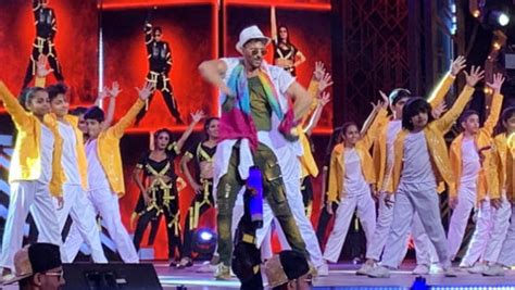 Zee Cine Awards 2020 Live Inside Videos| Hrithik Roshan Grooves On Ghungroo| Sara Ali Khan ...