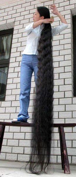 Longest Hair - Who Has The Longest Hair In The World? - Guinness Book Of Records For Hair Length ...