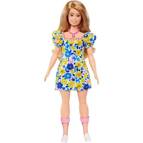 Mattel présente une poupée Barbie porteuse de la trisomie 21 - Oise Hebdo