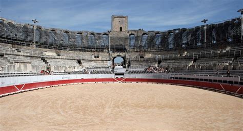 Arles Bull Fighting Arena - Earth Trekkers