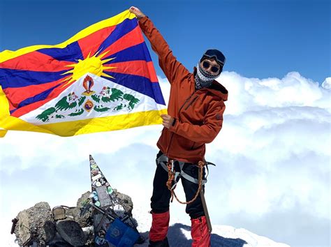 Tibet’s flag raised on Mount Elbrus - Central Tibetan Administration