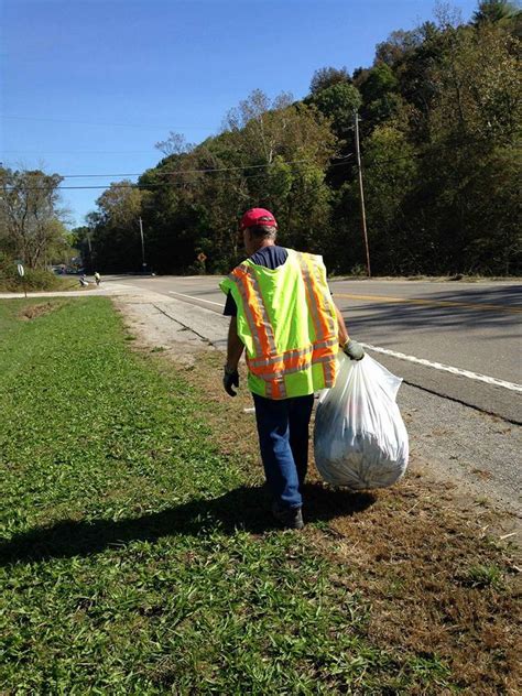 Litter Pickup Gallery - Master Gardeners of Roane County