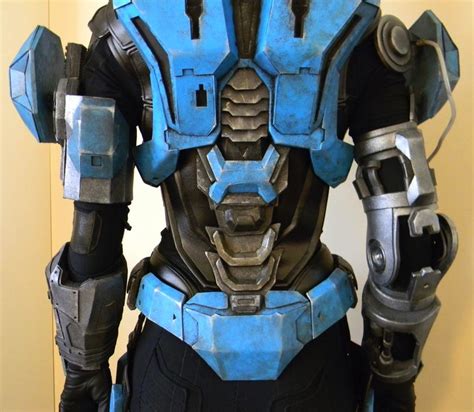 Incredible Halo: Reach Kat armour build – Eggplante!