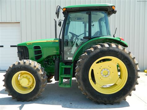 2009 John Deere 6115D Tractors - Utility (40-100hp) - John Deere MachineFinder