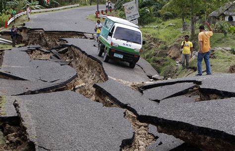 Real world engineering: Using the NXT for earthquake simulation – LEGO ...