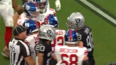 Raiders Maxx Crosby Chases After Giants Rookie QB After Being Disrespected