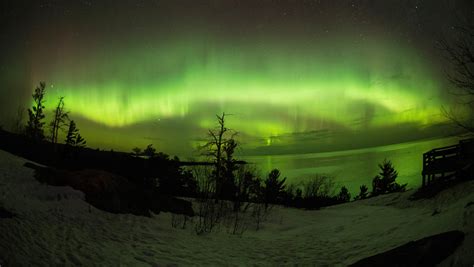 Northern lights in Michigan: Spectators share photos on Instagram