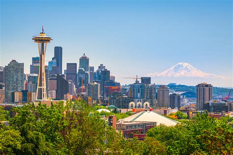 Seattle, Washington, USA downtown skyline with Mt. Rainier. - Comfort ...