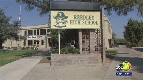 2 people detained after lockdown at Reedley High School - ABC30 Fresno