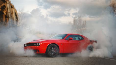 5 Facts Every Dodge Fan Should Know About The Legendary Hellcat Engine