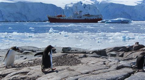 Should tourism be allowed in Antarctica? ⋆ Victor's Travels