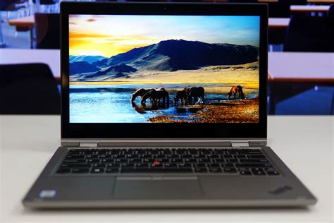 Lenovo ThinkPad L380 Yoga Review | Ubergizmo