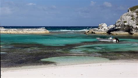 Photos of the beaches at Millers & French Harbor, Long Island, Bahamas ...