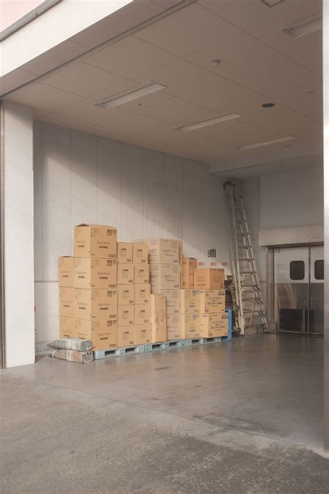 4 Benefits Of Commercial Storage Solutions