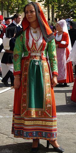 1716M | Italian traditional dress, Italian outfits, Traditional outfits