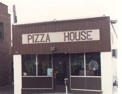 Pizza House/Pizza Chef Has a Long History in Downtown Cranford | Official Website of Cranford NJ