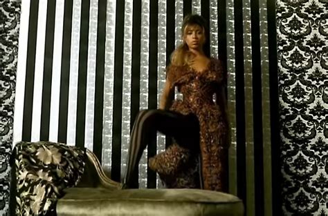 Beyonce's Best Fashion Moments From Her Decade-Old 'B'Day Anthology ...