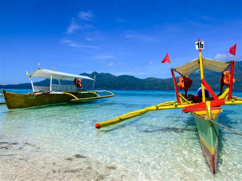 Colorful boats from The Philippines | Documentary & Travel Photography