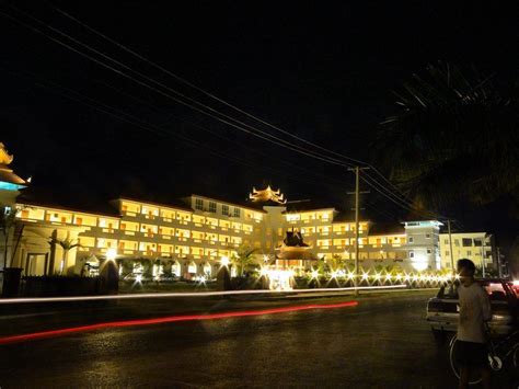 Mawlamyine Strand Hotel in Myanmar - Room Deals, Photos & Reviews