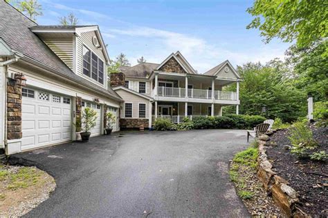 Bedford, NH Real Estate - Bedford Homes for Sale | realtor.com®