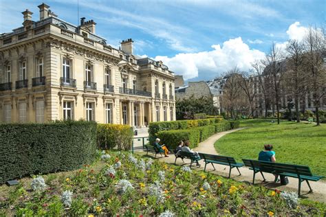 The Abandoned Rothschild Mansion In Paris Evilbuildings - Bank2home.com