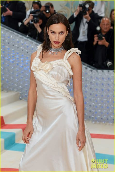 Irina Shayk is a Vision in White & Dazzling Diamonds at Met Gala 2023: Photo 4927127 | Irina ...