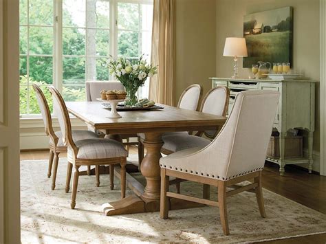 15 Ways to Bring Rustic Warmth to the Modern Dining Room