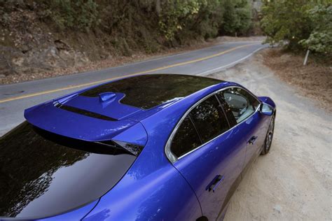 2020 Jaguar I-Pace: Pretty, powerful electric SUV - CNET