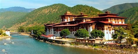 Punakha Festival | Bhutanese Festival | Amedewa Tours and Trek