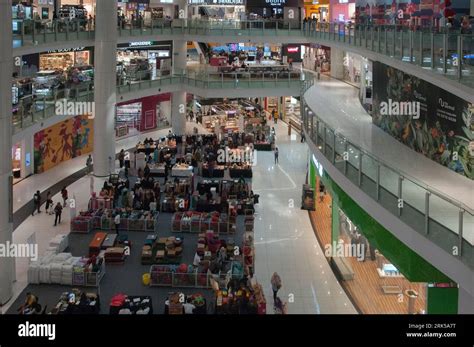 KL Sentral shopping mall in Kuala Lumpur, Malaysia Stock Photo - Alamy